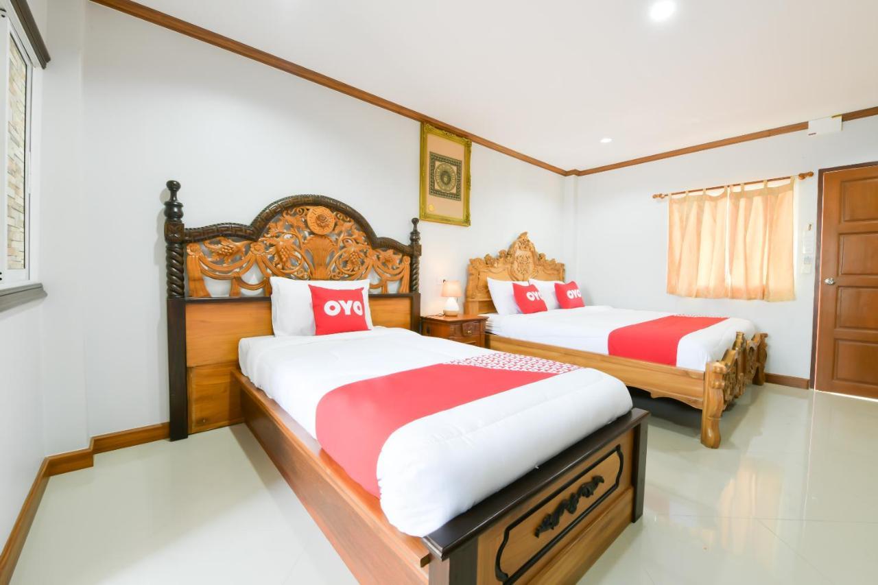 Oyo 549 Maesri Resort Pattaya Exteriör bild